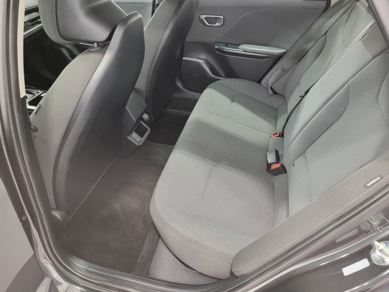 2025 Kia K4 LXS FWD