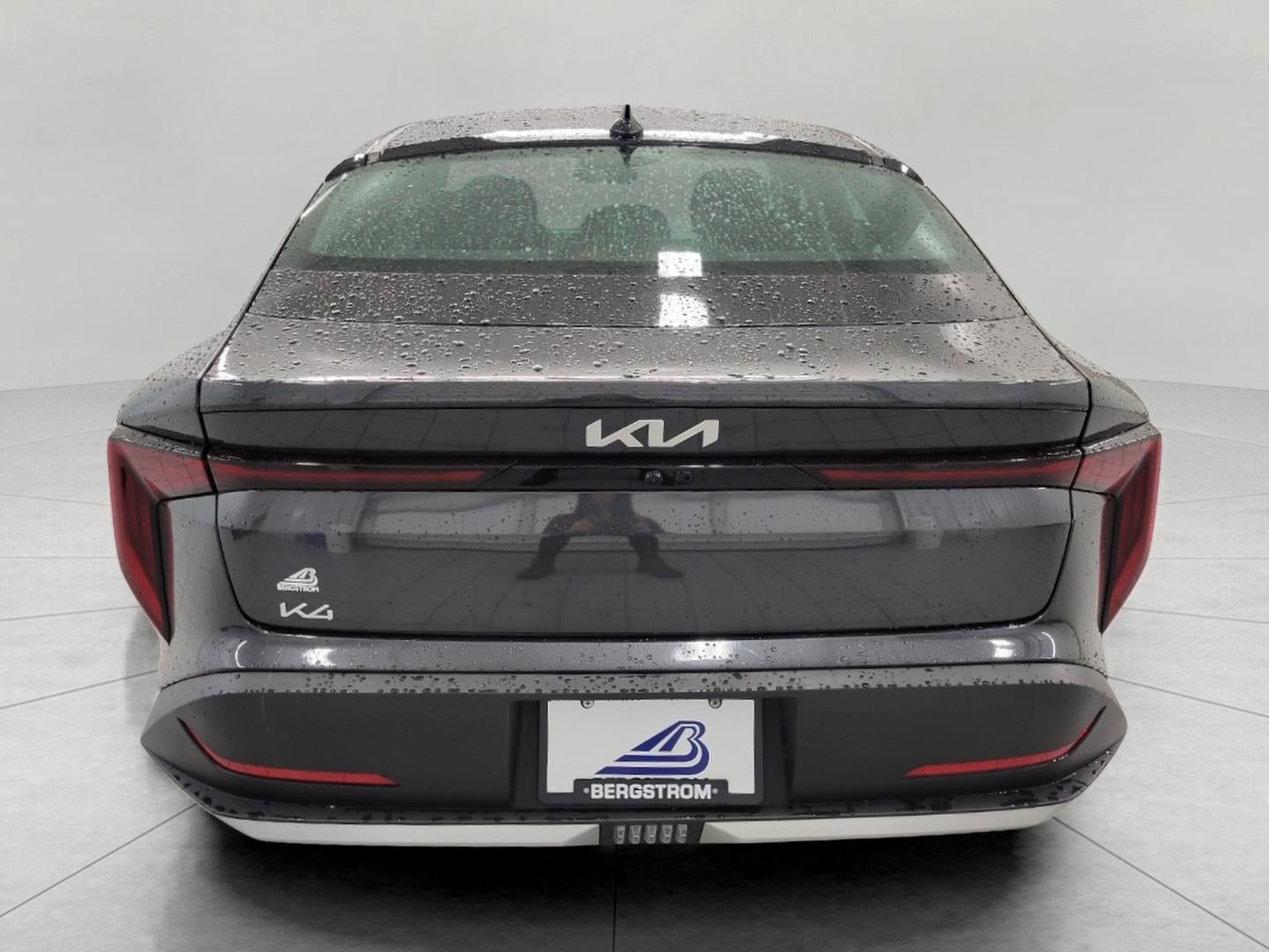 2025 Kia K4 LXS FWD