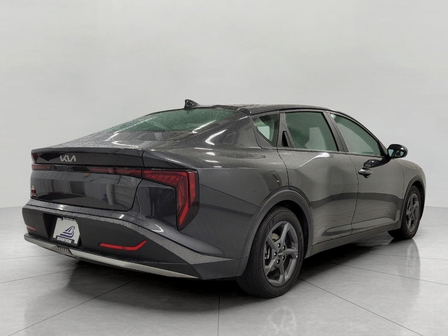 2025 Kia K4 LXS FWD