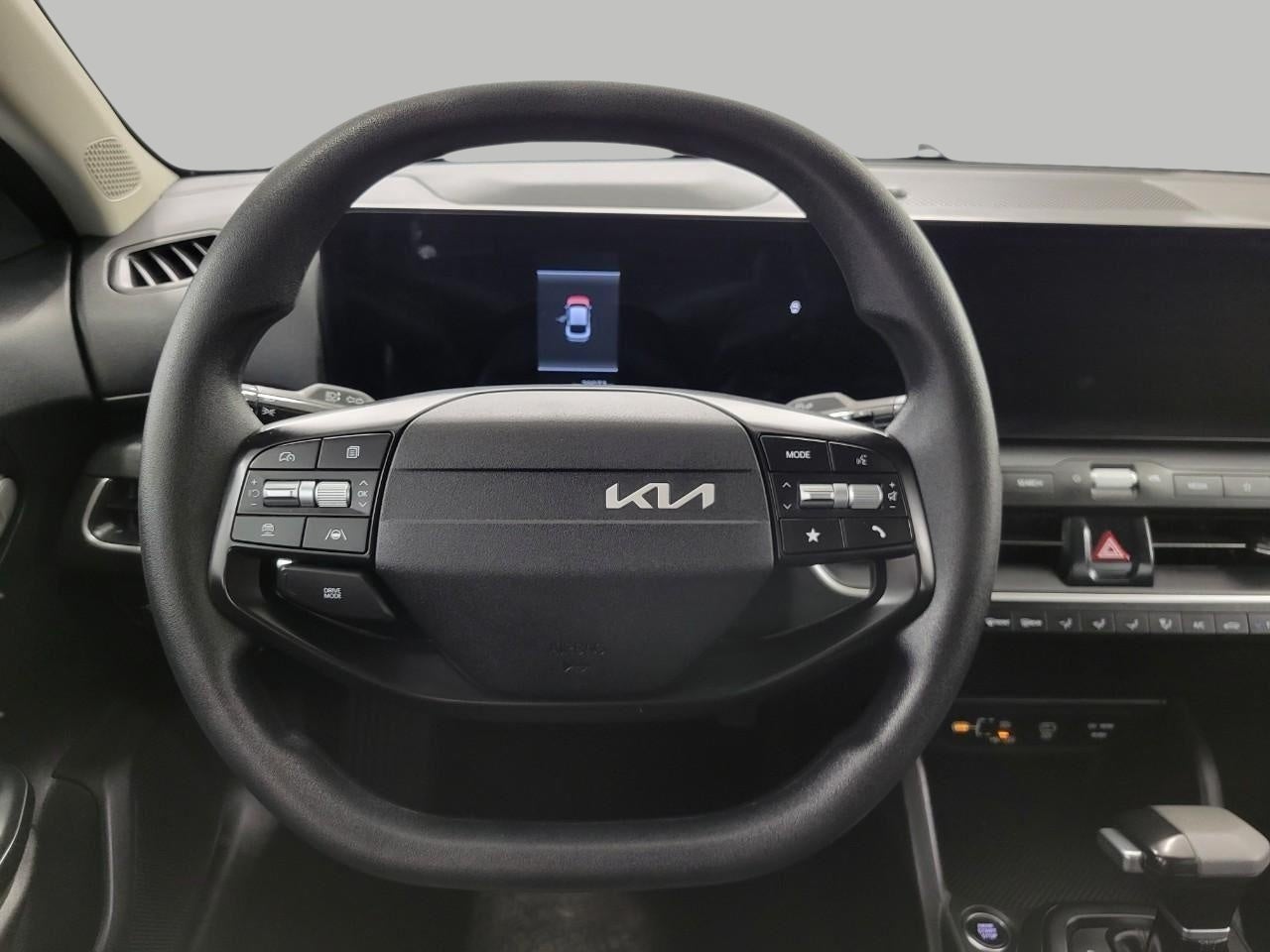 2025 Kia K4 LXS FWD