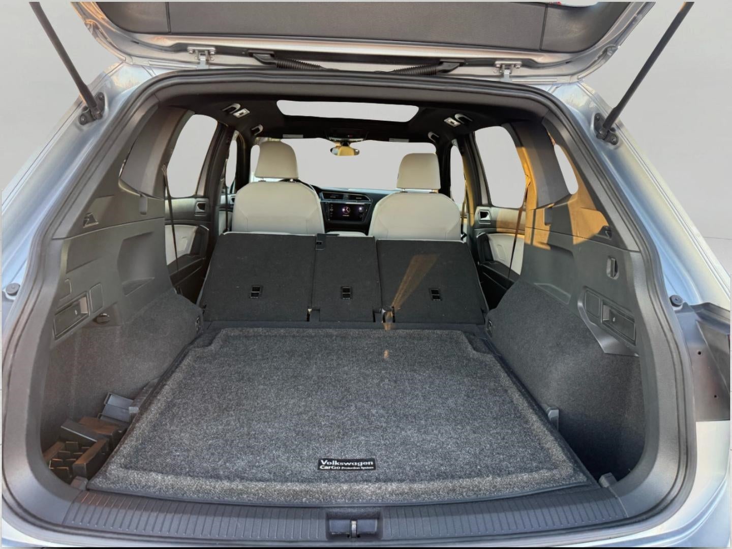 2020 Volkswagen Tiguan 2.0T SE R-Line Black 4MOTION