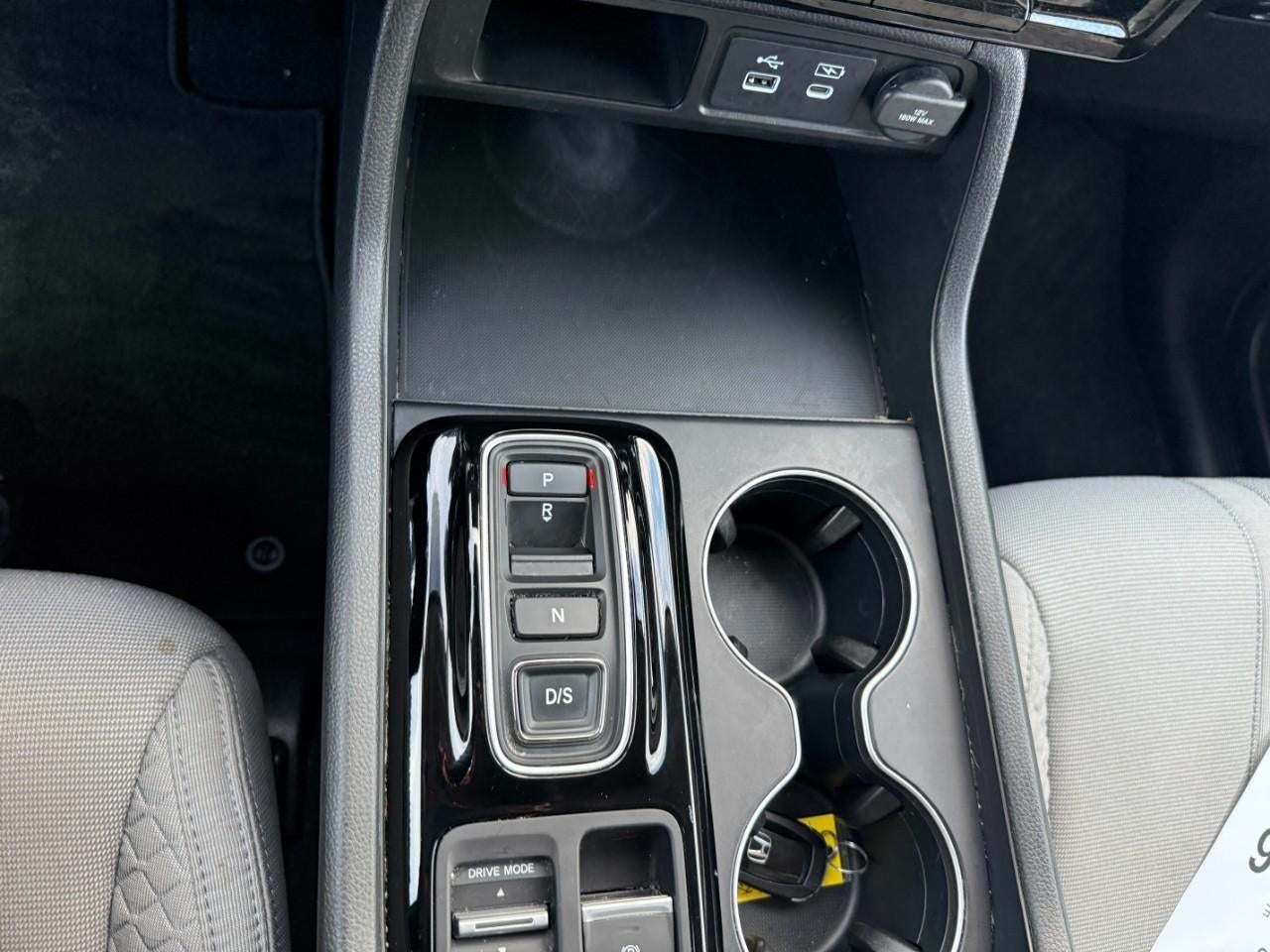 2023 Honda Pilot LX AWD