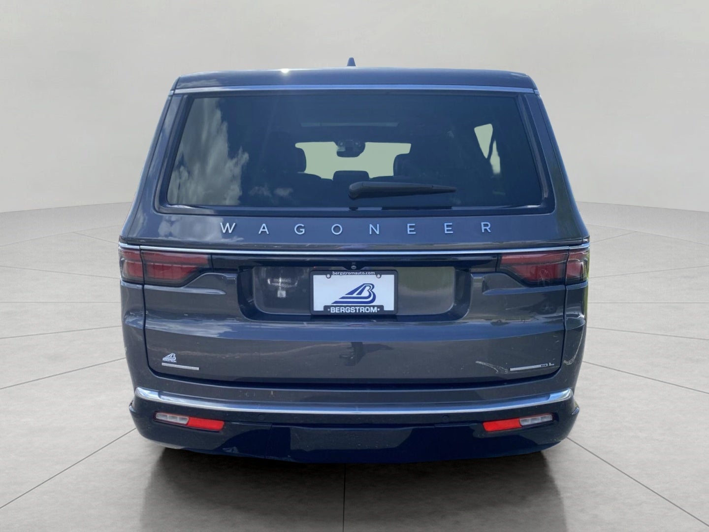 2023 Jeep Wagoneer L Series III 4x4