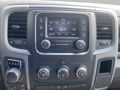 2017 RAM 1500 Express 4x4 Quad Cab 6'4 Box