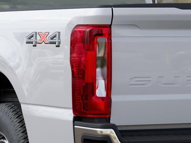 2027 Ford Super Duty F-250 SRW XL 4WD Reg Cab 8' Box