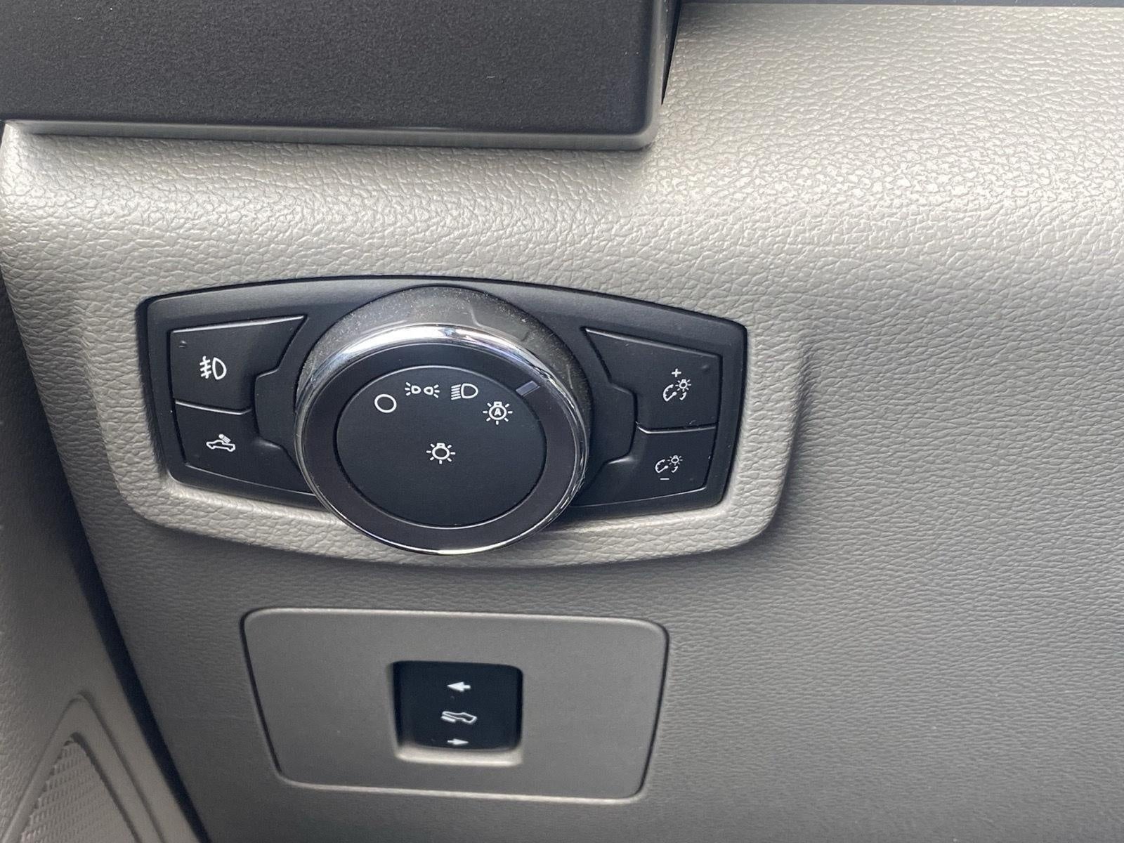 2017 Ford F-150 XL 4WD SuperCrew 5.5' Box