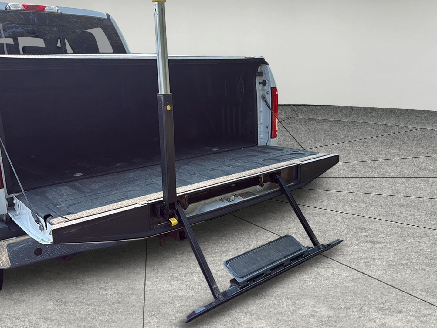 2015 Ford F-150 4WD SuperCrew 145 XLT