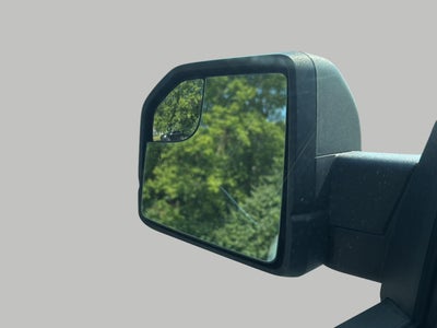 2015 Ford F-150 4WD SuperCrew 145 XLT