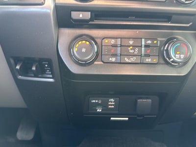 2015 Ford F-150 4WD SuperCrew 145 XLT