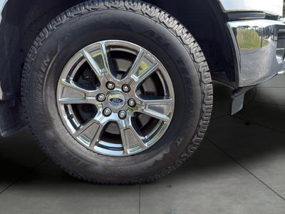 2015 Ford F-150 4WD SuperCrew 145 XLT