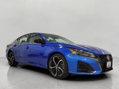 2025 Nissan Altima 2.5 SR