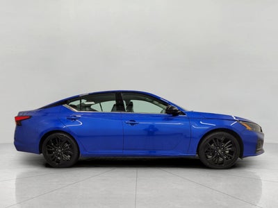 2025 Nissan Altima 2.5 SR