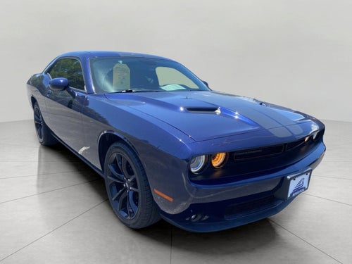 2017 Dodge Challenger SXT Coupe
