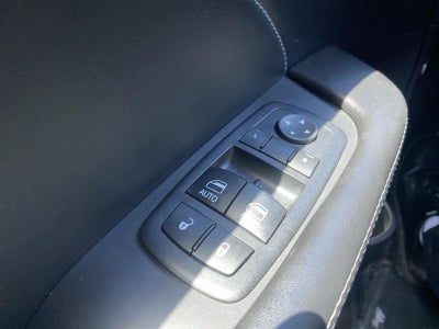 2017 Dodge Challenger SXT Coupe