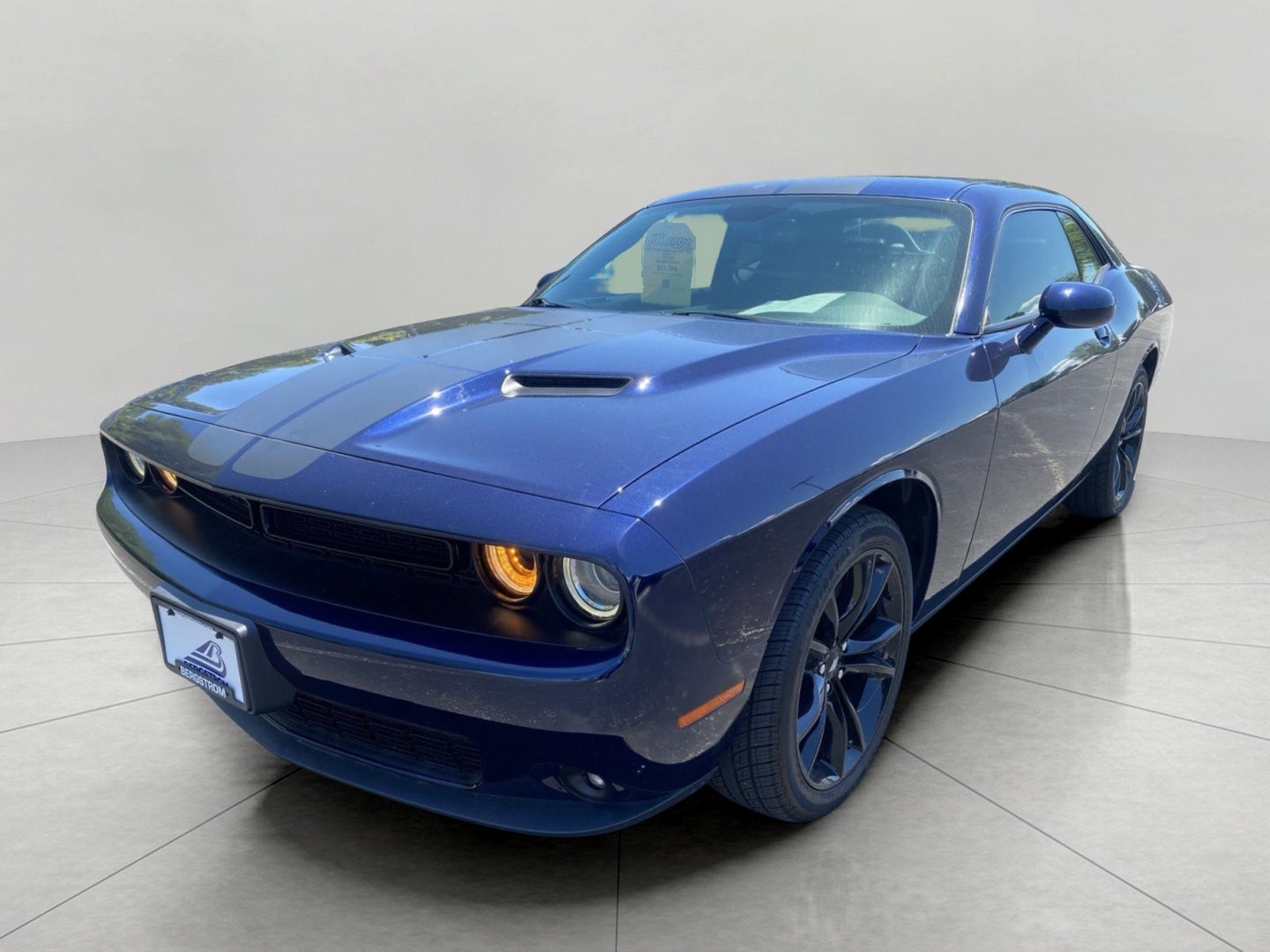 2017 Dodge Challenger SXT Coupe