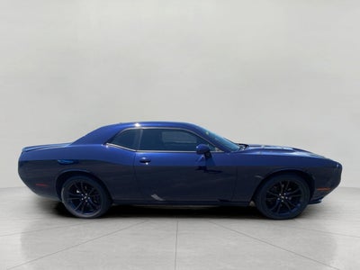 2017 Dodge Challenger SXT Coupe