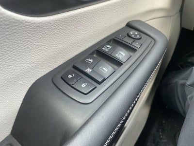 2024 Chrysler Pacifica Touring L FWD