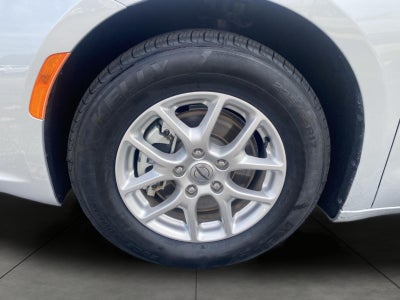2024 Chrysler Pacifica Touring L FWD