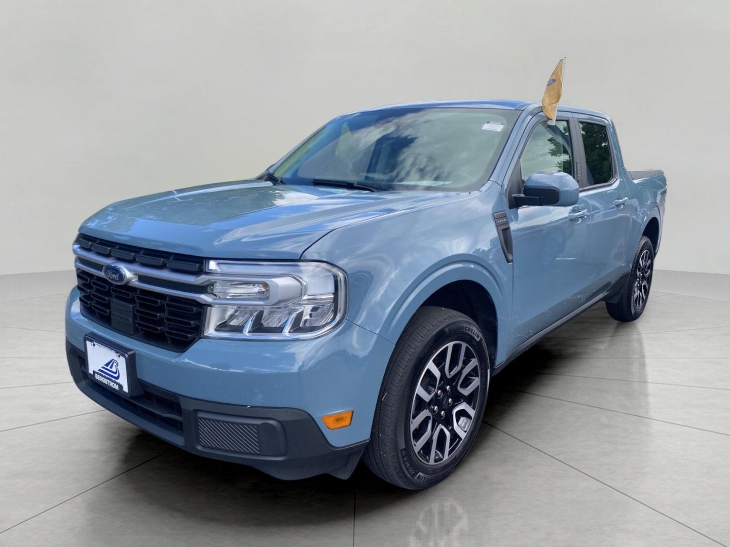 2022 Ford Maverick Lariat FWD SuperCrew