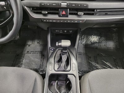 2025 Kia K4 LXS FWD