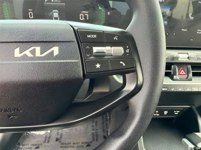 2025 Kia K4 LXS FWD