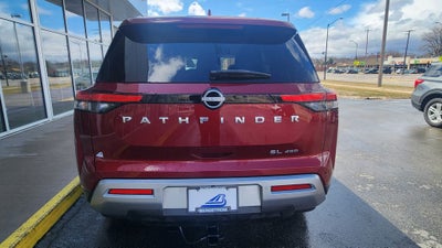 2022 Nissan Pathfinder SL