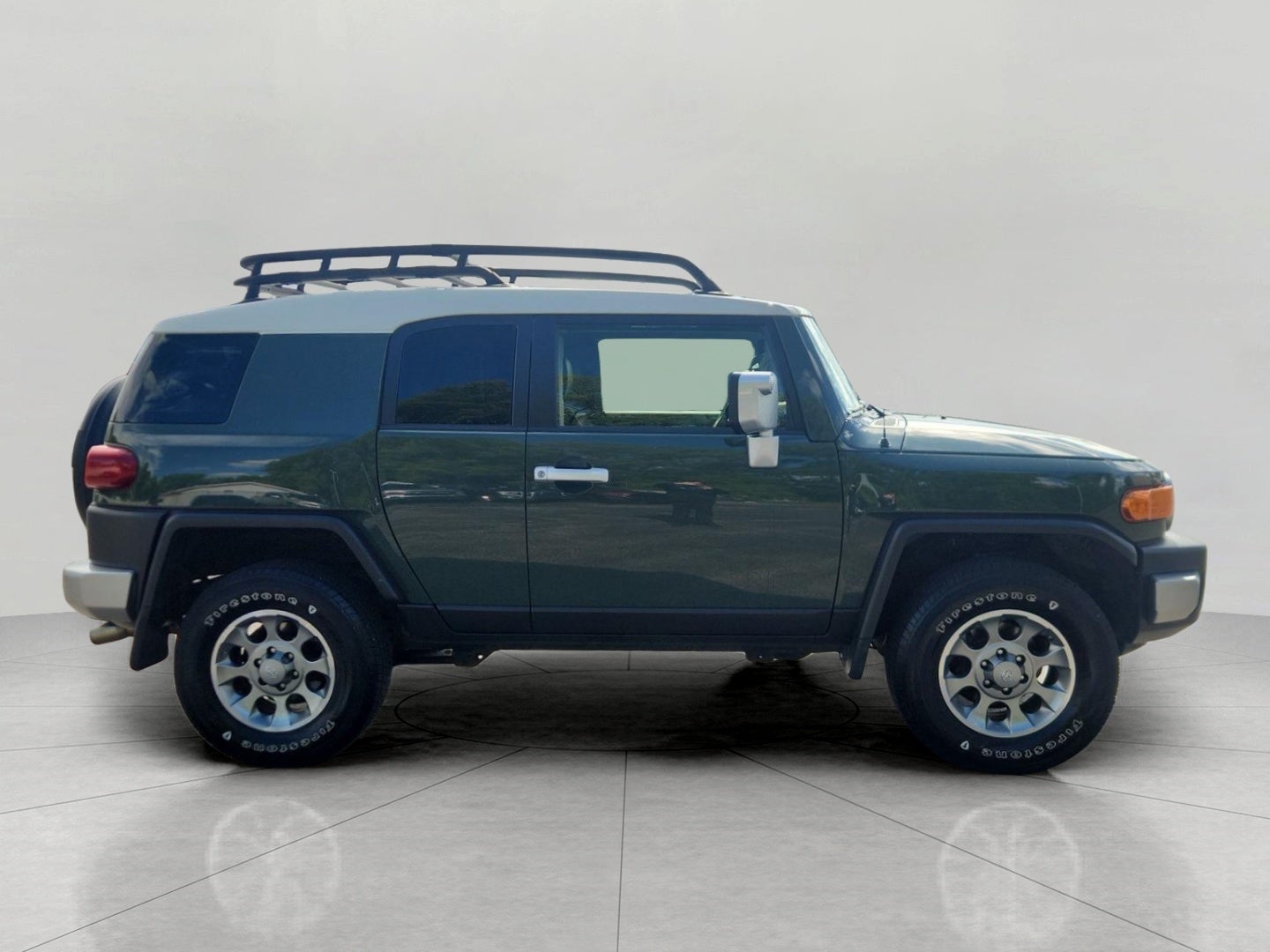 2013 Toyota FJ Cruiser 4WD 4dr Auto