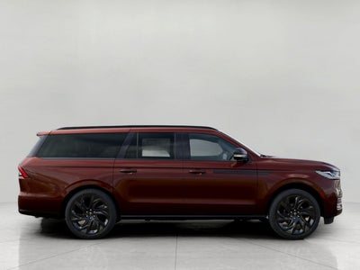 2027 Lincoln Navigator L Reserve 4x4