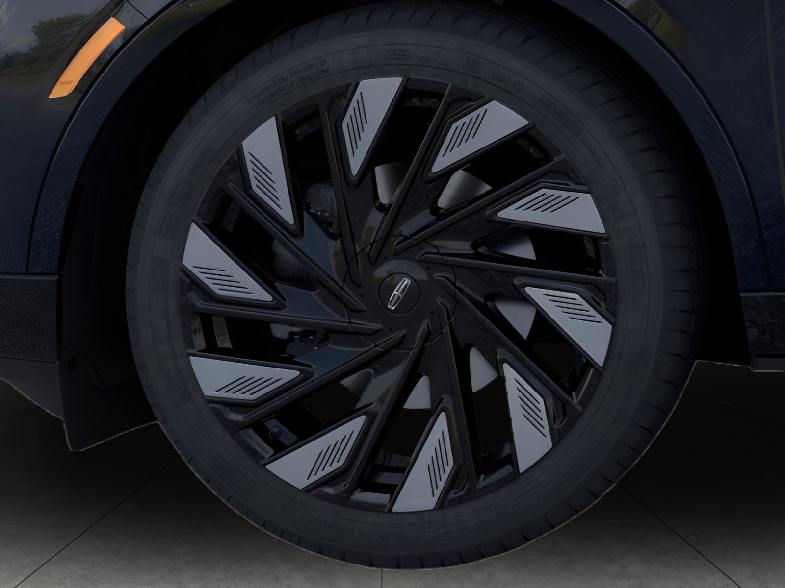 2026 Lincoln Nautilus Reserve AWD