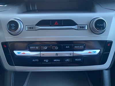 2022 Ford Explorer XLT 4WD