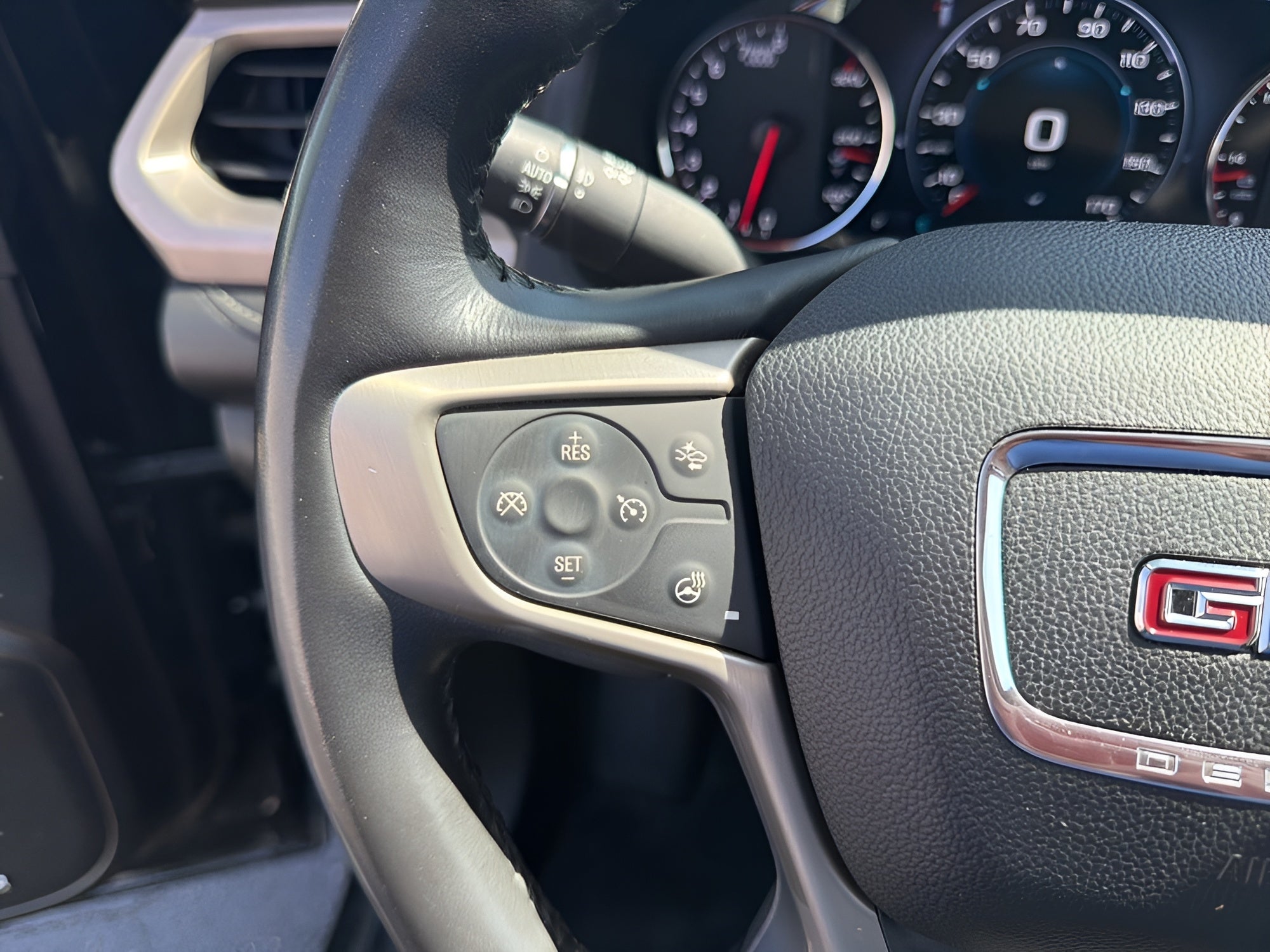 2019 GMC Acadia AWD 4dr Denali