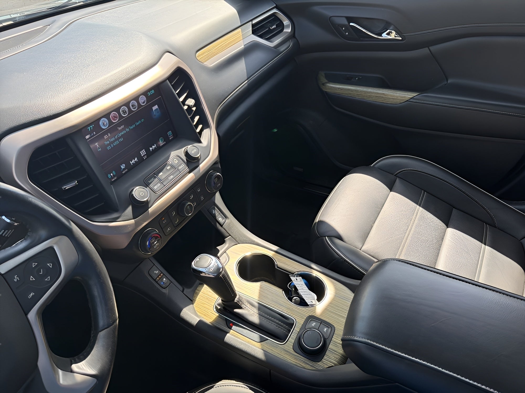 2019 GMC Acadia AWD 4dr Denali