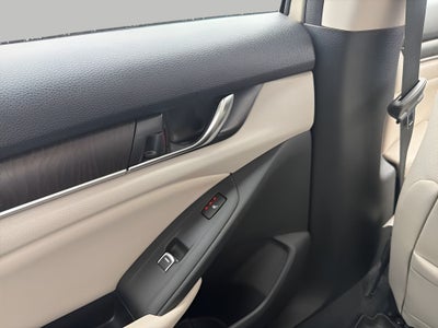 2019 Honda Accord Sedan Touring 2.0T Auto