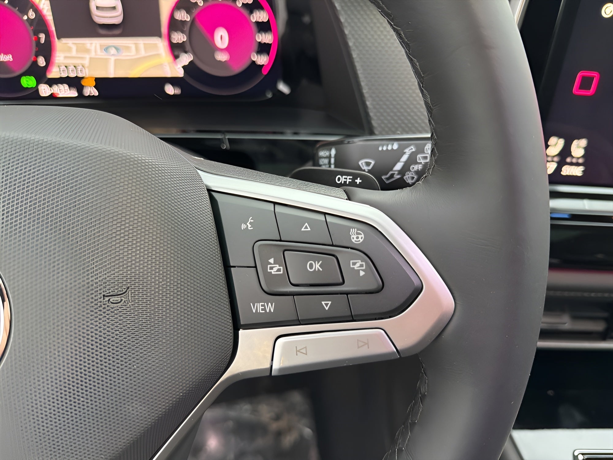 2026 Volkswagen Atlas Cross Sport 2.0T SEL R-Line Black 4MOTION