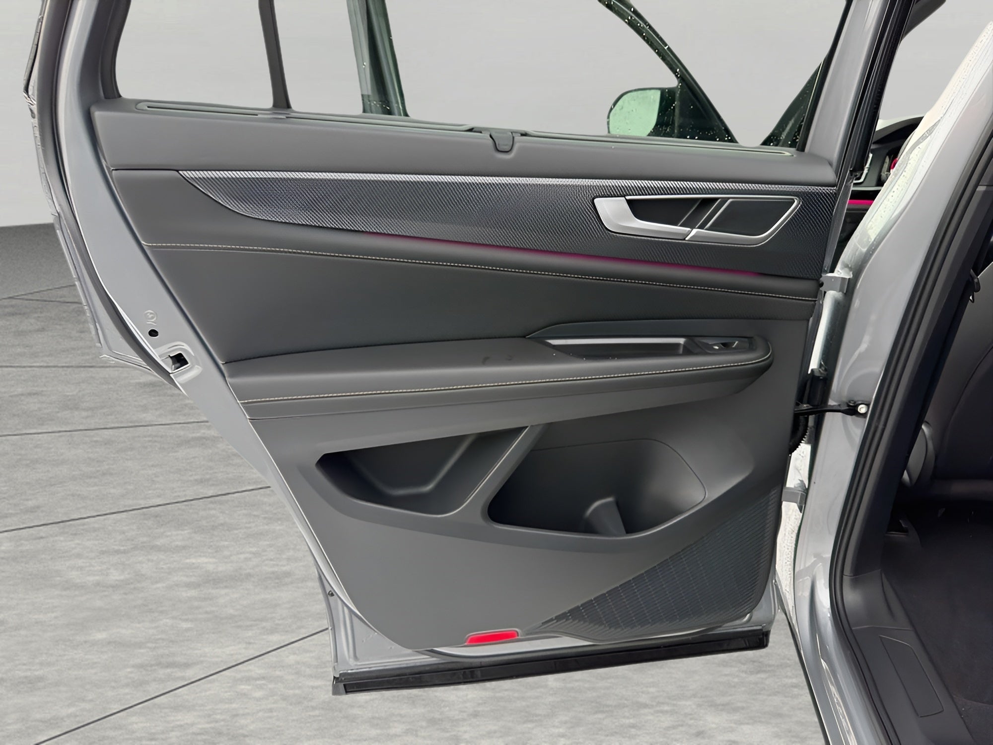 2026 Volkswagen Atlas Cross Sport 2.0T SEL R-Line Black 4MOTION