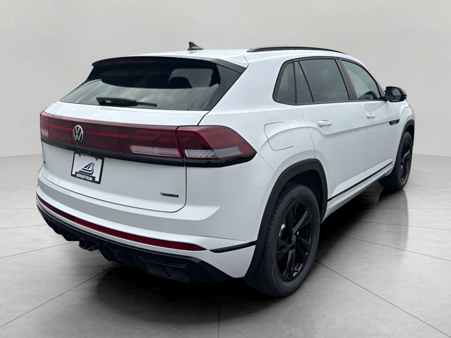 2026 Volkswagen Atlas Cross Sport 2.0T SEL R-Line Black 4MOTION