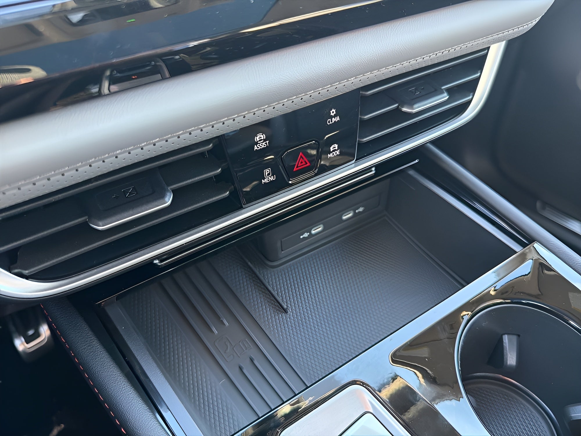 2026 Volkswagen Atlas 2.0T Peak Edition 4MOTION