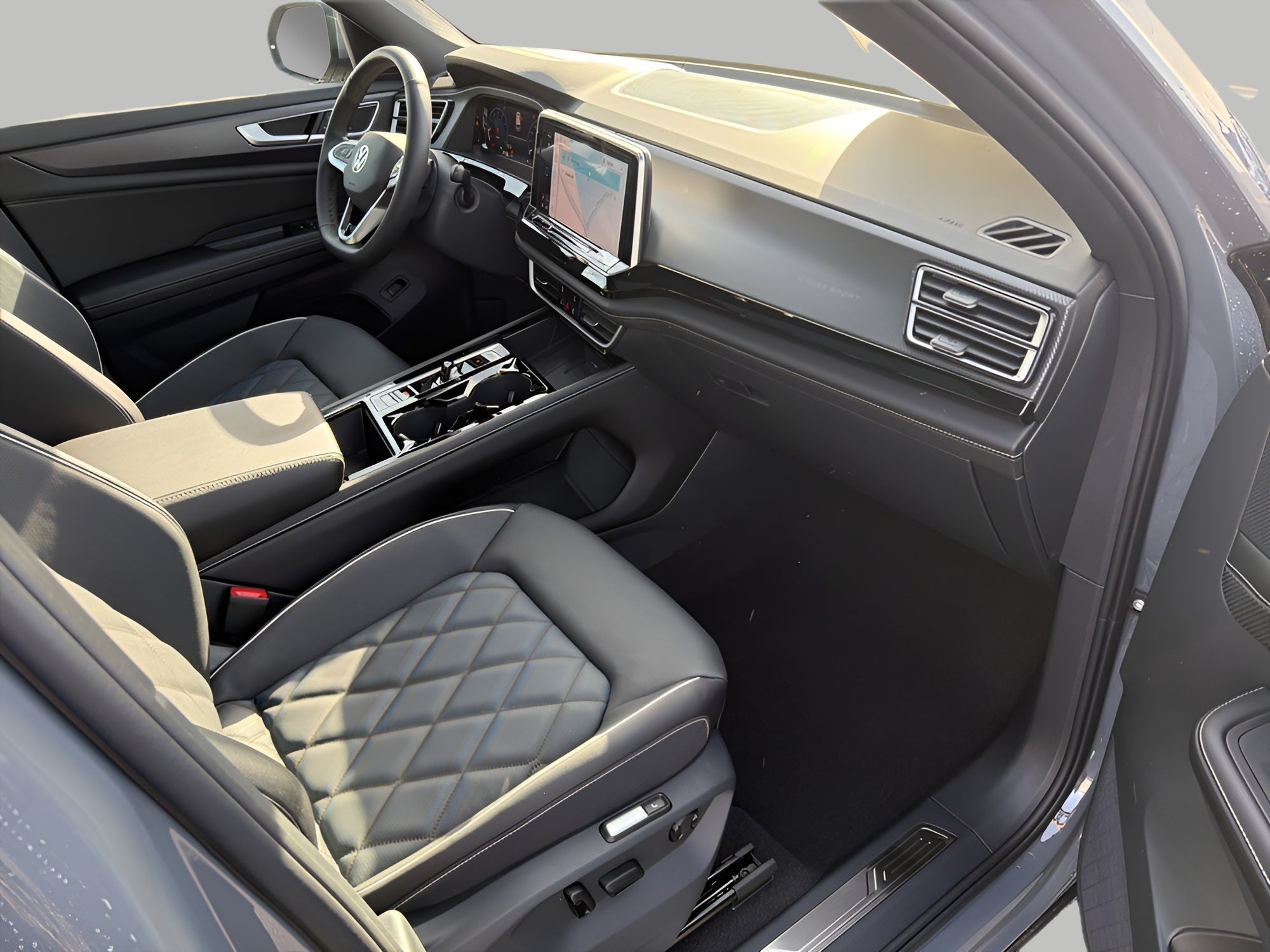 2026 Volkswagen Atlas Cross Sport 2.0T SEL Premium R-Line 4MOTION