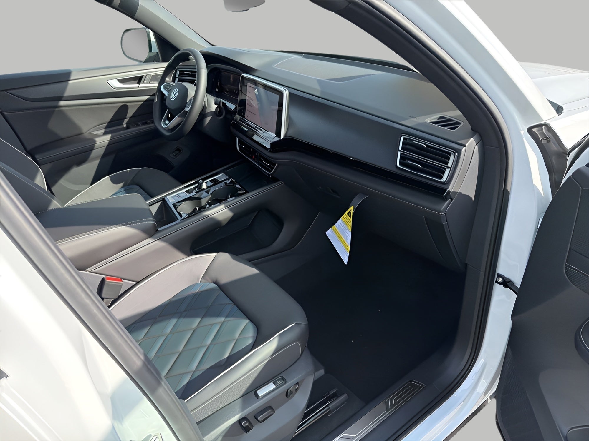 2026 Volkswagen Atlas Cross Sport 2.0T SEL Premium R-Line 4MOTION