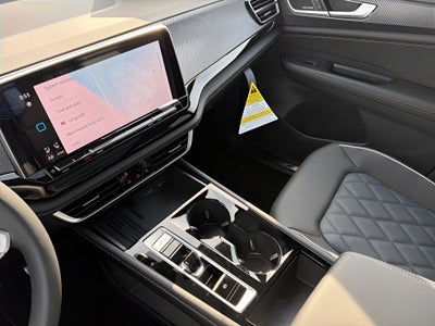 2026 Volkswagen Atlas Cross Sport 2.0T SEL Premium R-Line 4MOTION