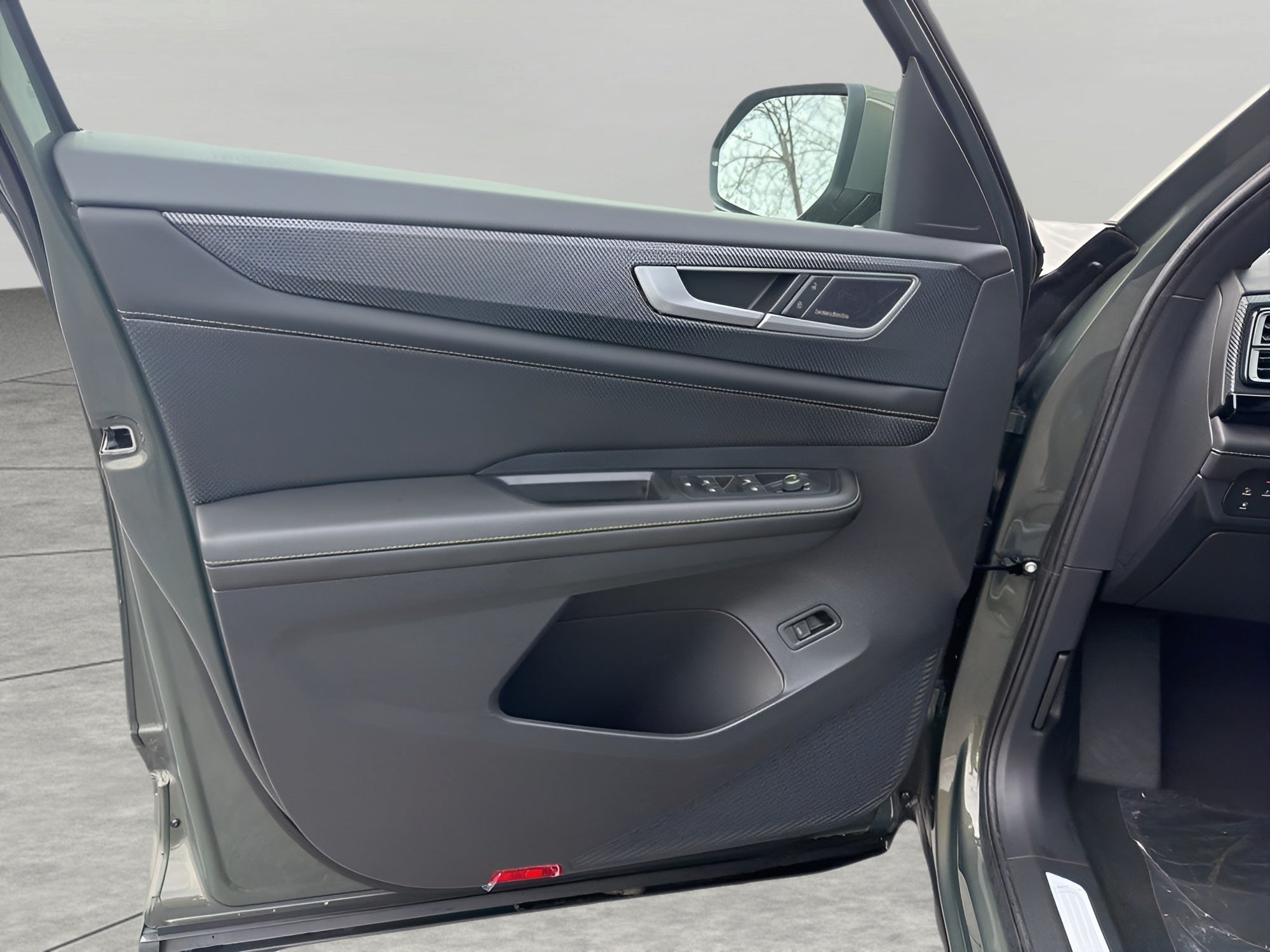 2026 Volkswagen Atlas Cross Sport 2.0T SEL Premium R-Line 4MOTION