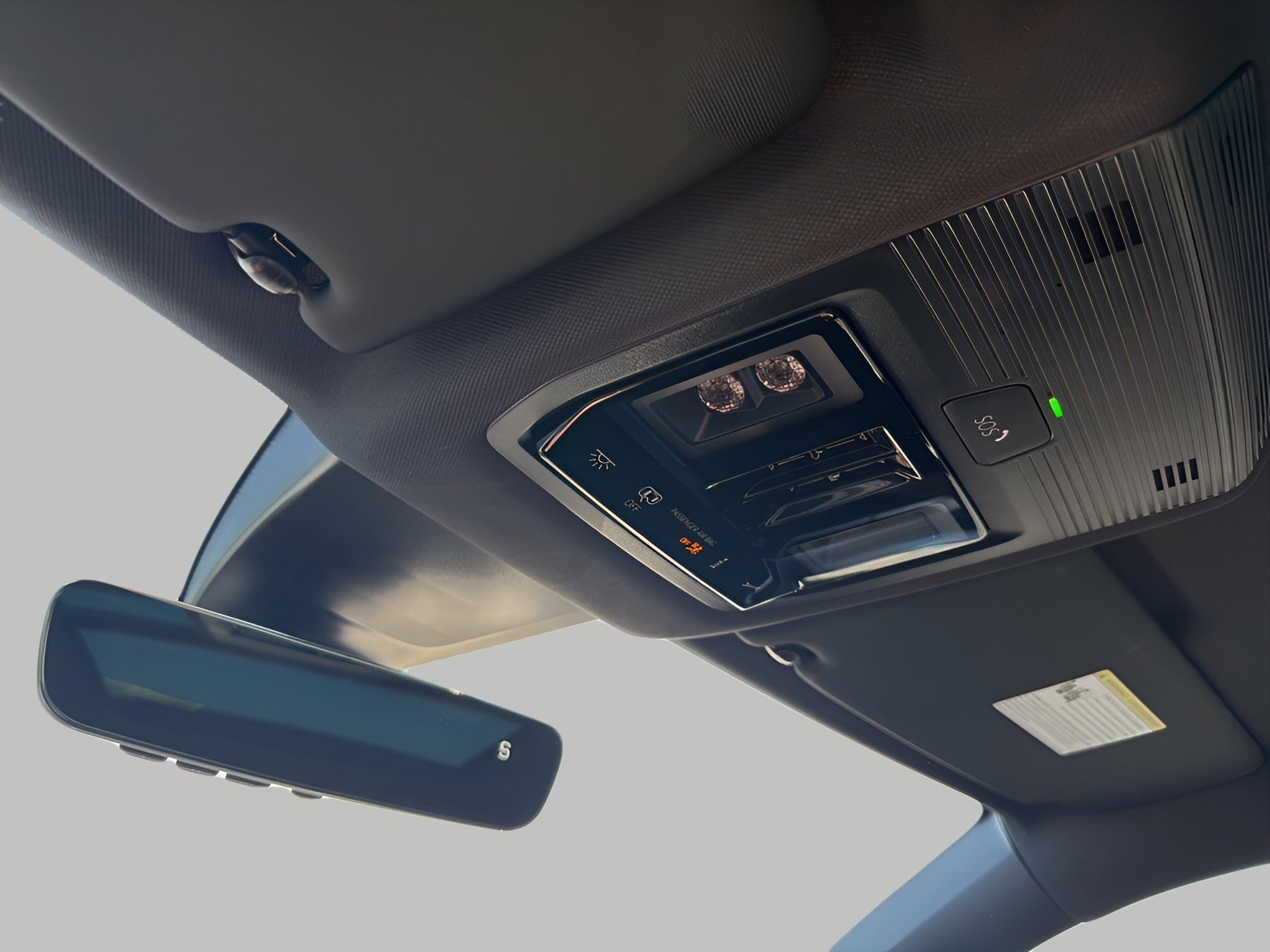 2026 Volkswagen Atlas Cross Sport 2.0T SEL Premium R-Line 4MOTION