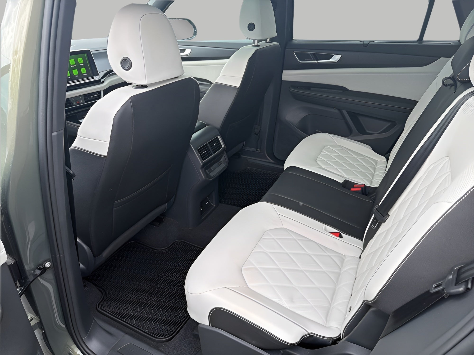 2025 Volkswagen Atlas Cross Sport 2.0T SEL Premium R-Line 4MOTION
