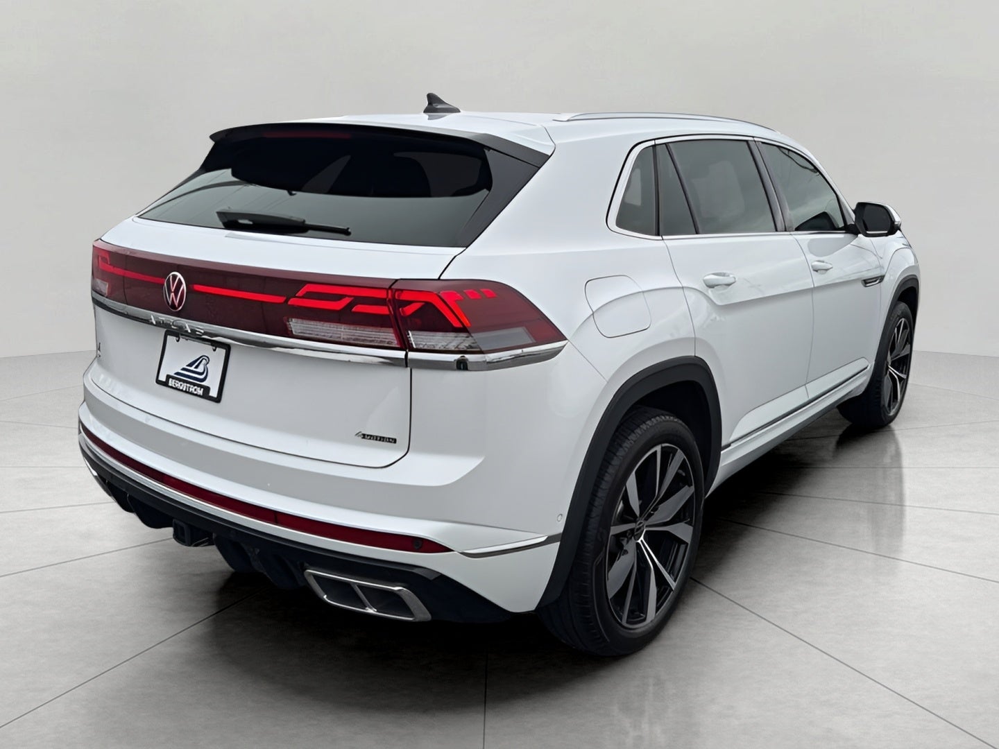 2025 Volkswagen Atlas Cross Sport 2.0T SEL Premium R-Line 4MOTION