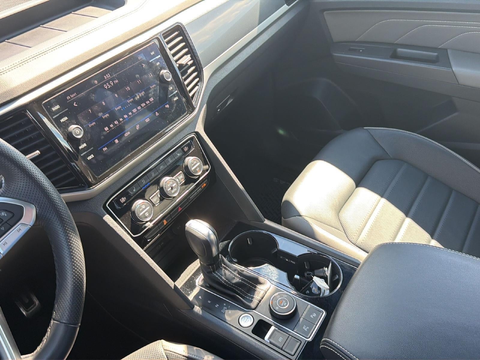 2023 Volkswagen Atlas Cross Sport 3.6L V6 SEL Premium R-Line 4MOTION
