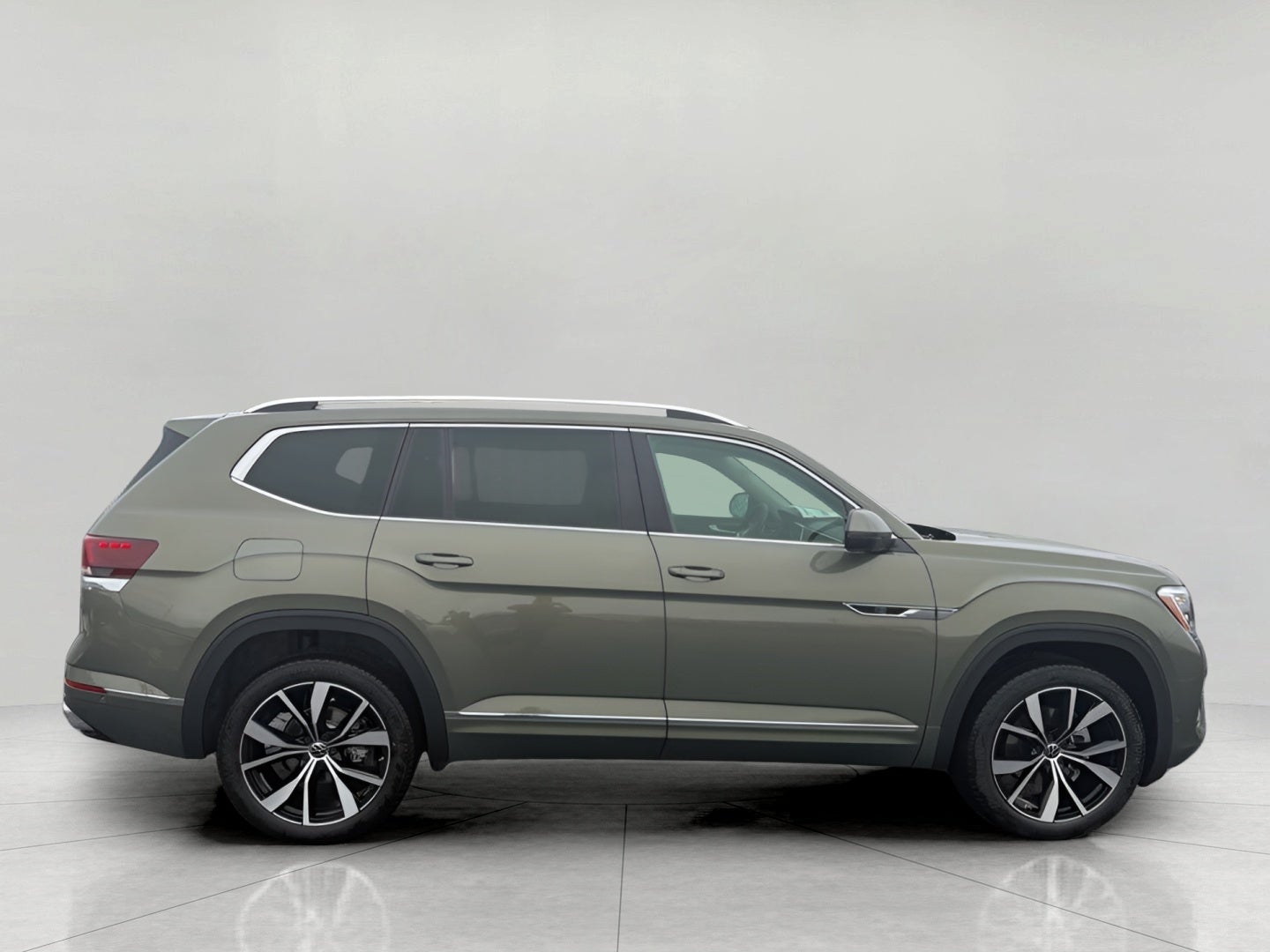 2026 Volkswagen Atlas 2.0T SEL Premium R-Line 4MOTION