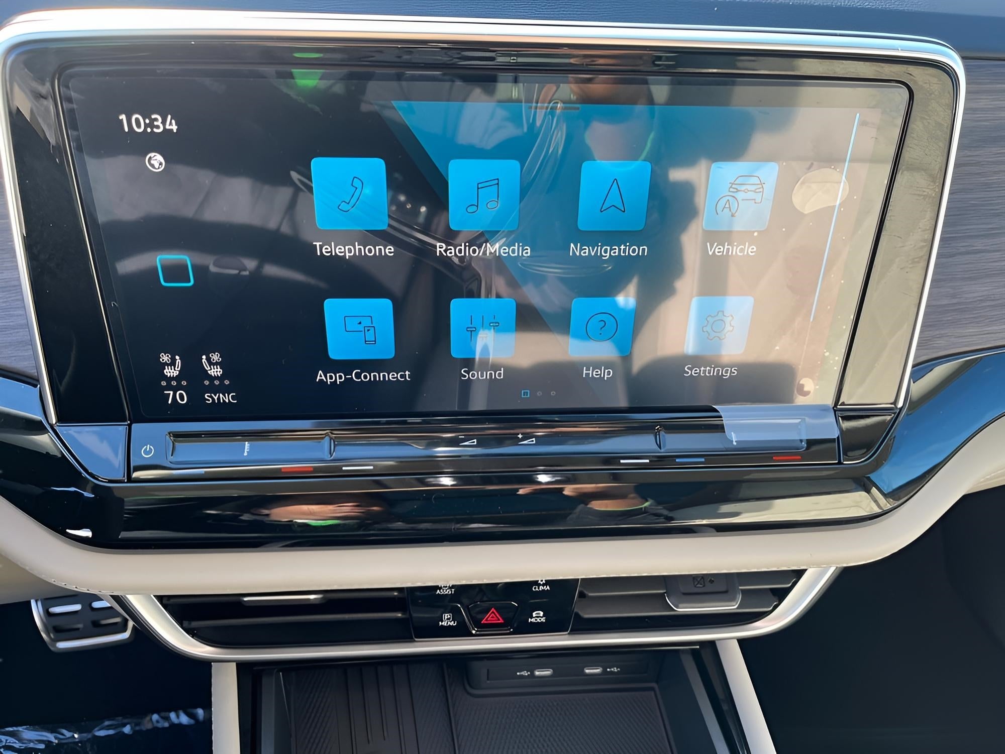 2026 Volkswagen Atlas 2.0T SEL Premium R-Line 4MOTION