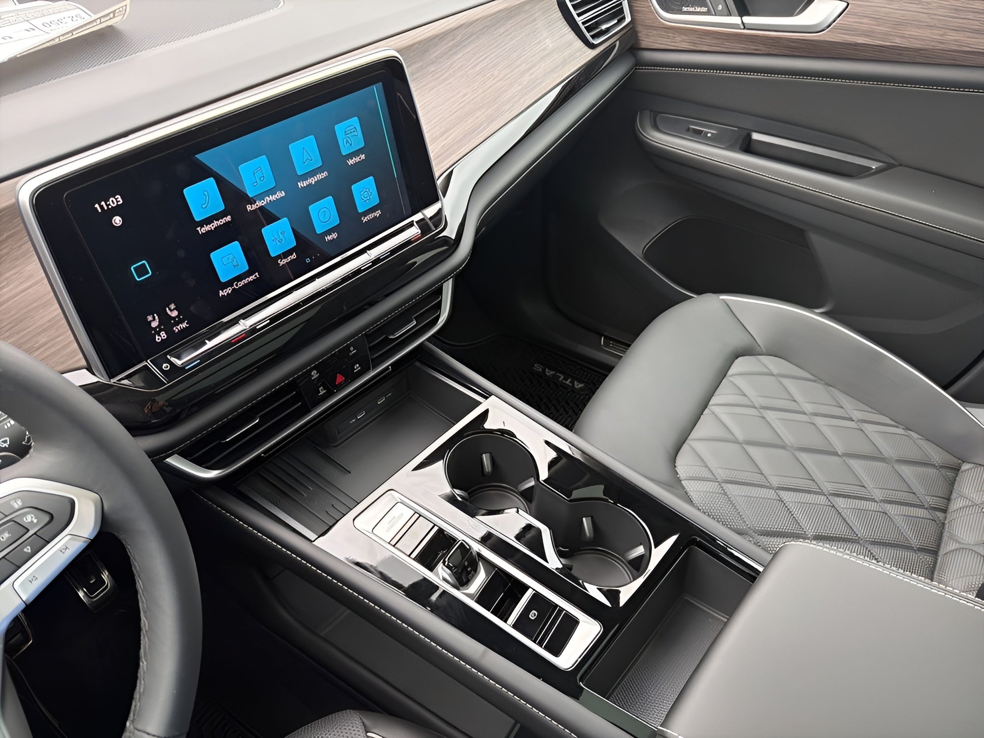 2026 Volkswagen Atlas 2.0T SEL Premium R-Line 4MOTION