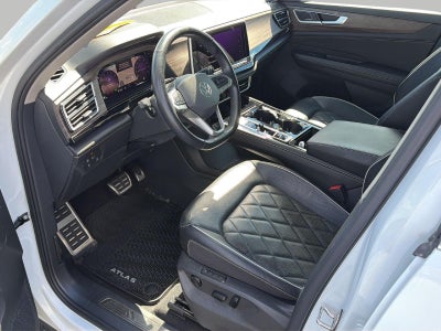 2024 Volkswagen Atlas 2.0T SEL Premium R-Line 4MOTION