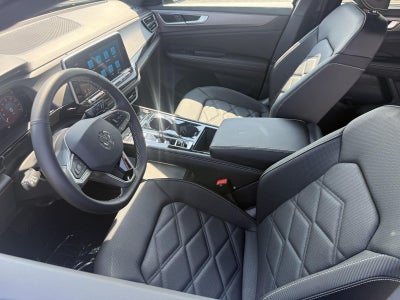 2026 Volkswagen Atlas Cross Sport 2.0T SE w/Technology 4MOTION
